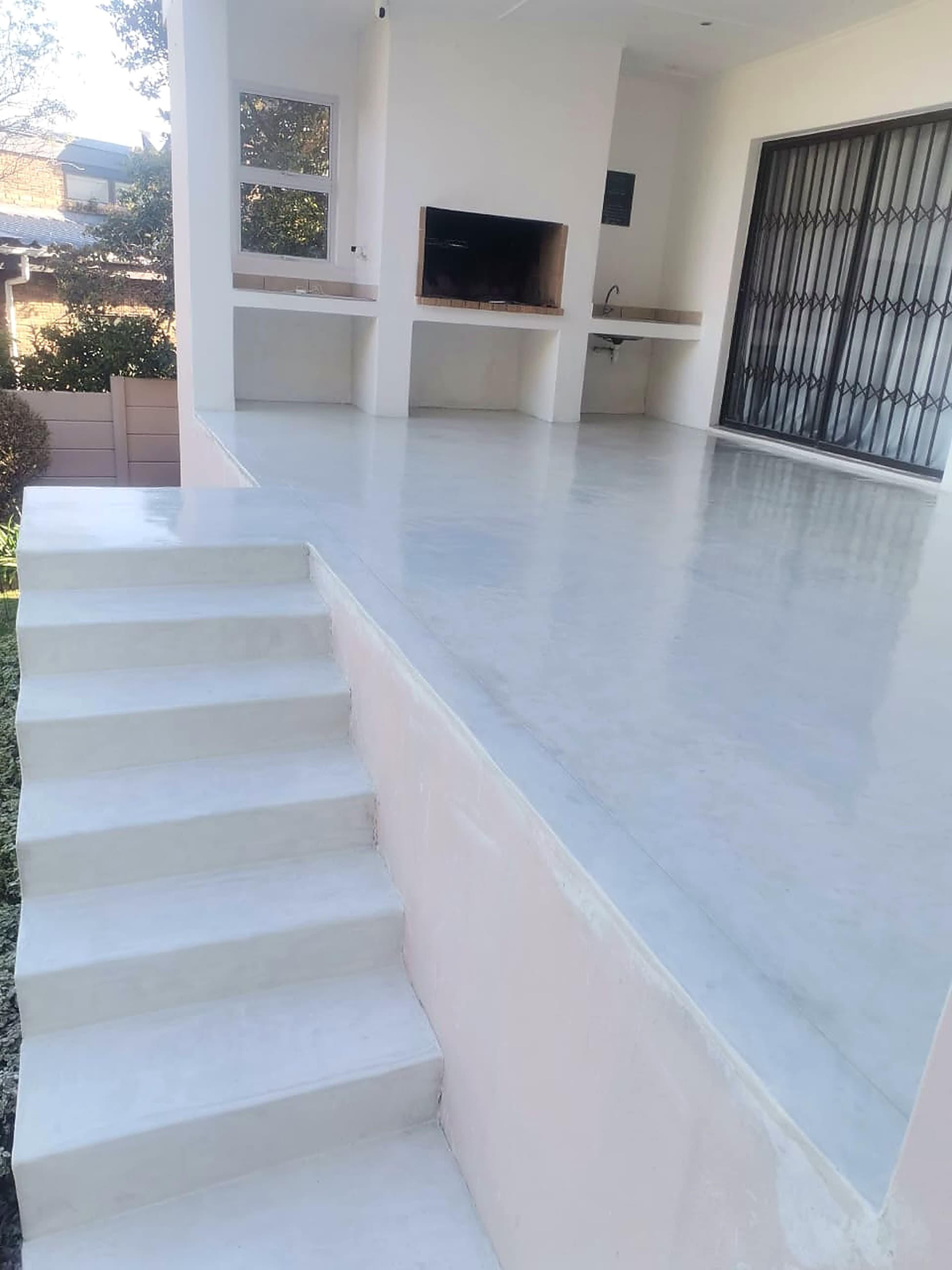 Quartz & Stone Carpet Flooring